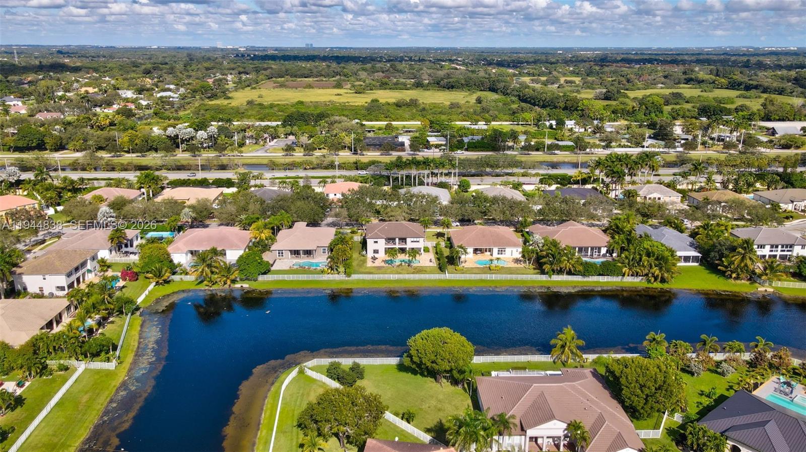 HIBBS GROVE PLANTATION - Residential