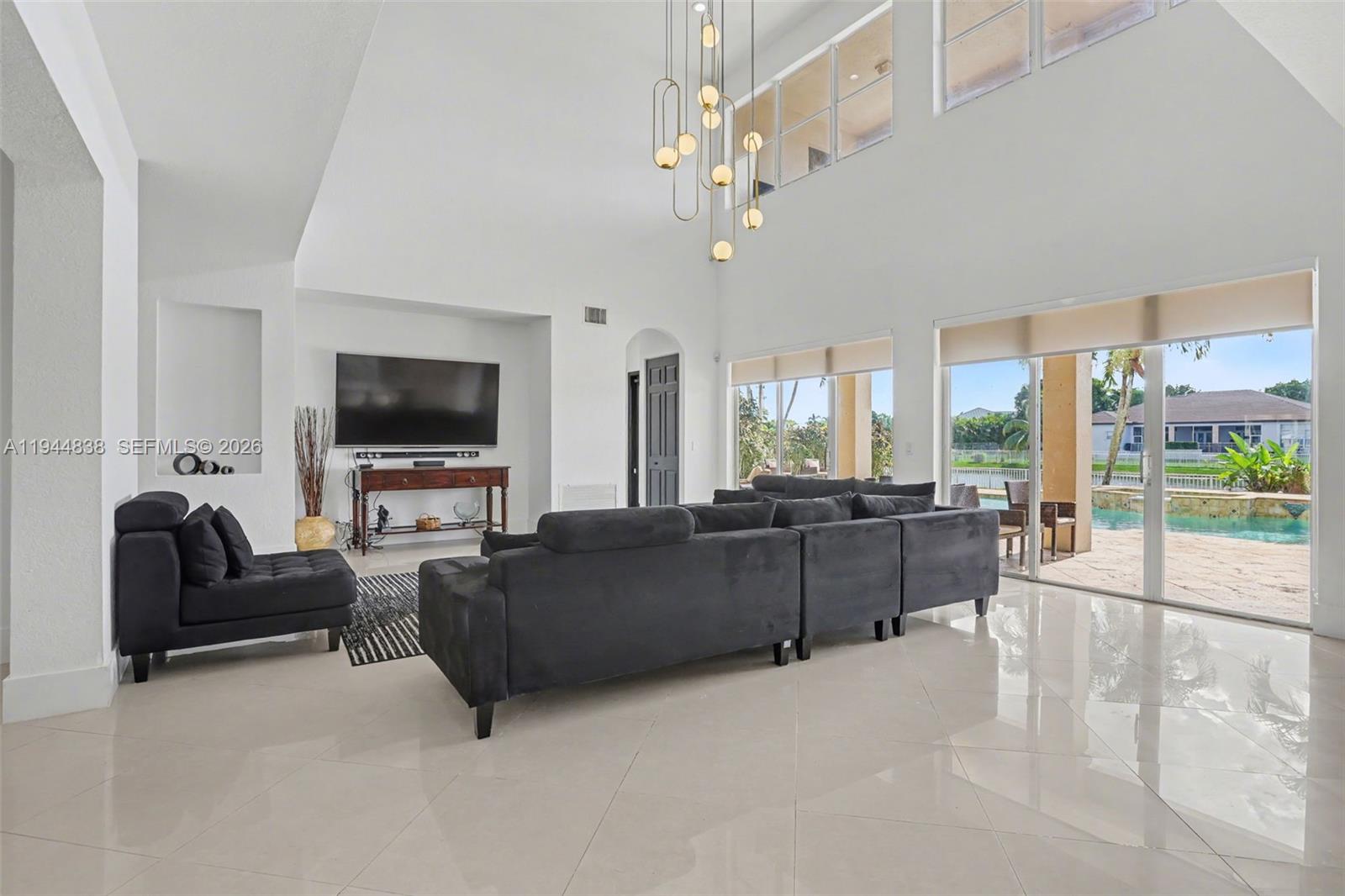 HIBBS GROVE PLANTATION - Residential