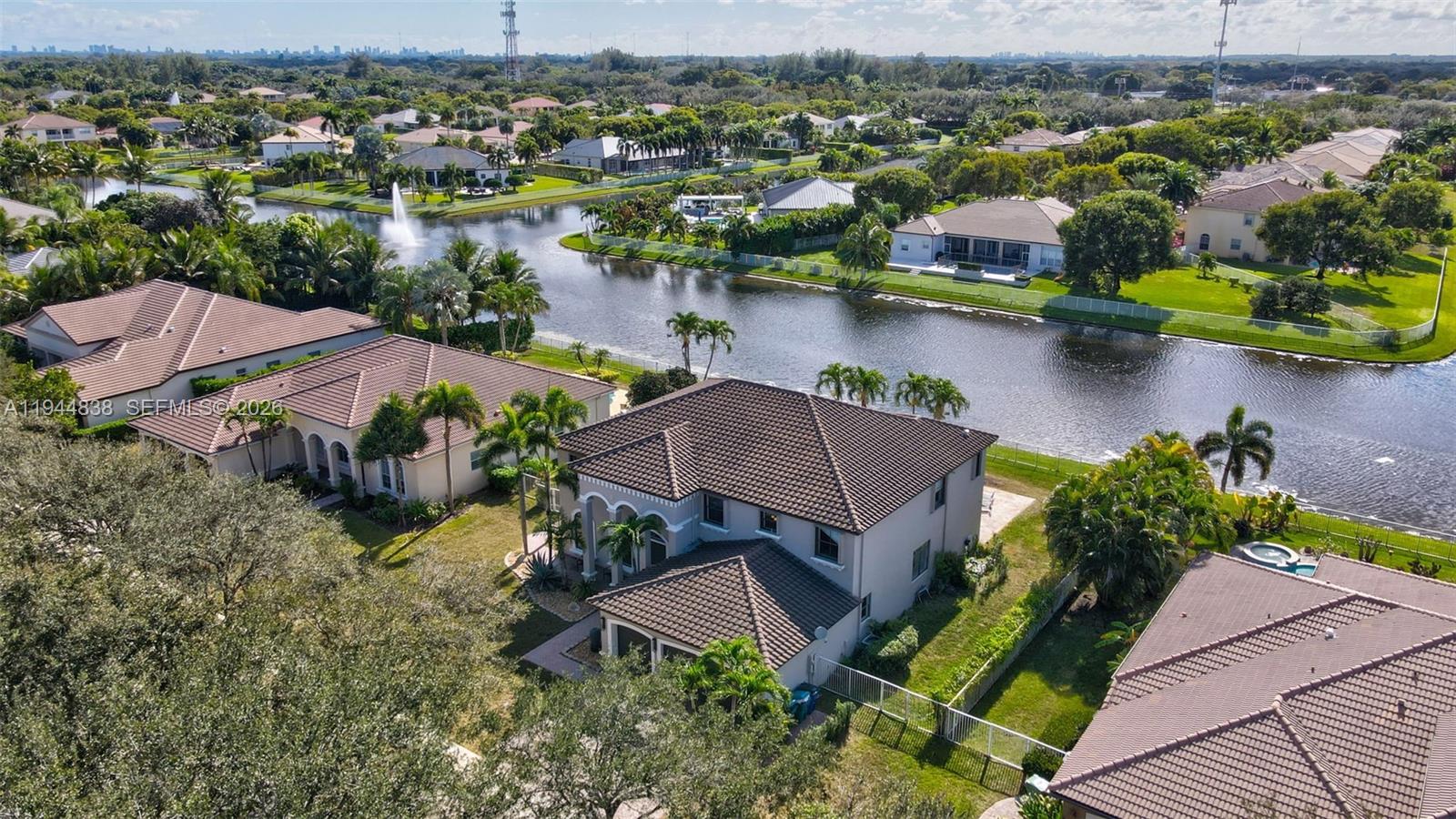 HIBBS GROVE PLANTATION - Residential