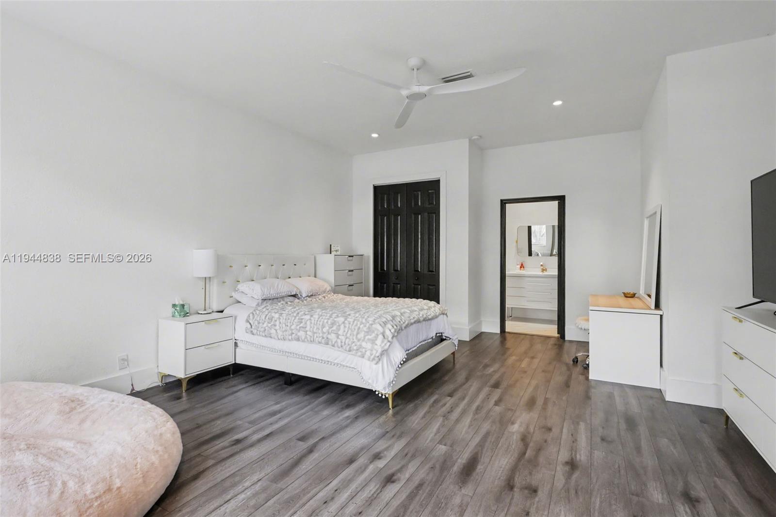 HIBBS GROVE PLANTATION - Residential