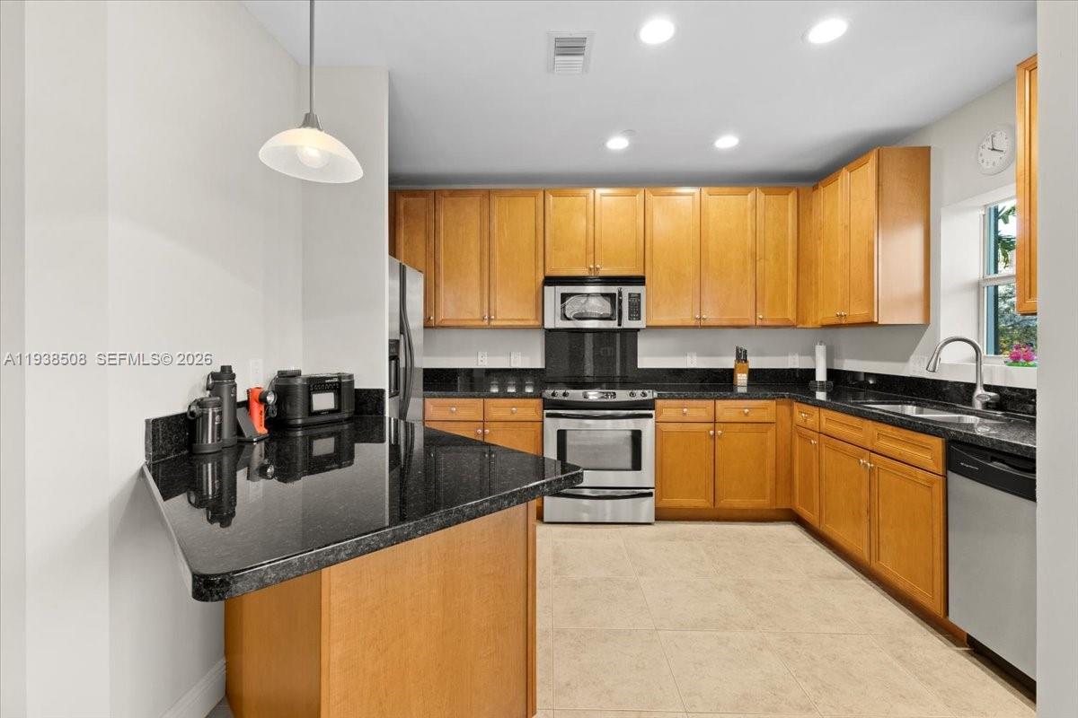 EVERGLADES LAND SALES CO - Residential