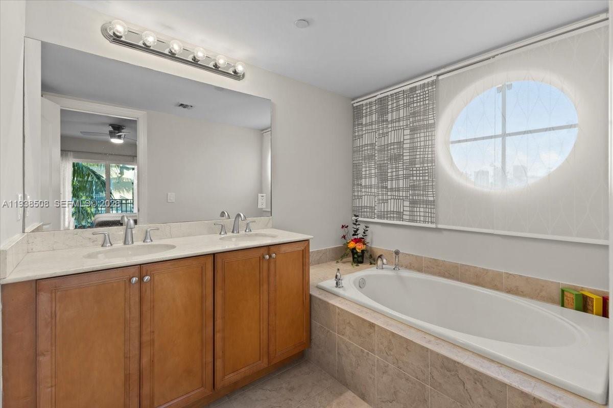 EVERGLADES LAND SALES CO - Residential