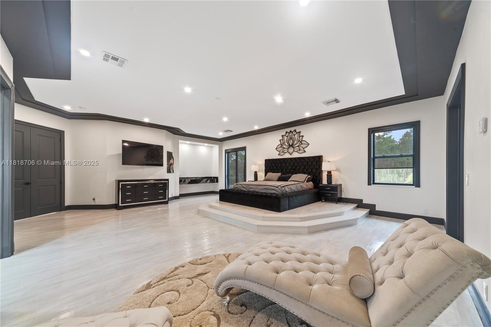 ACREAGE & UNREC - Residential
