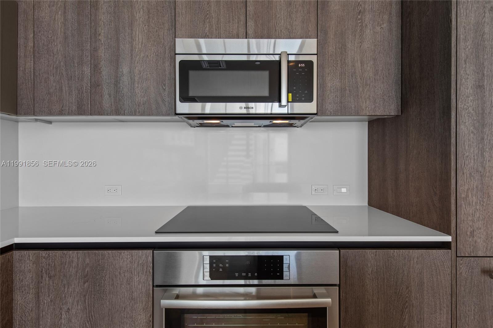 RISE CONDO - Residential