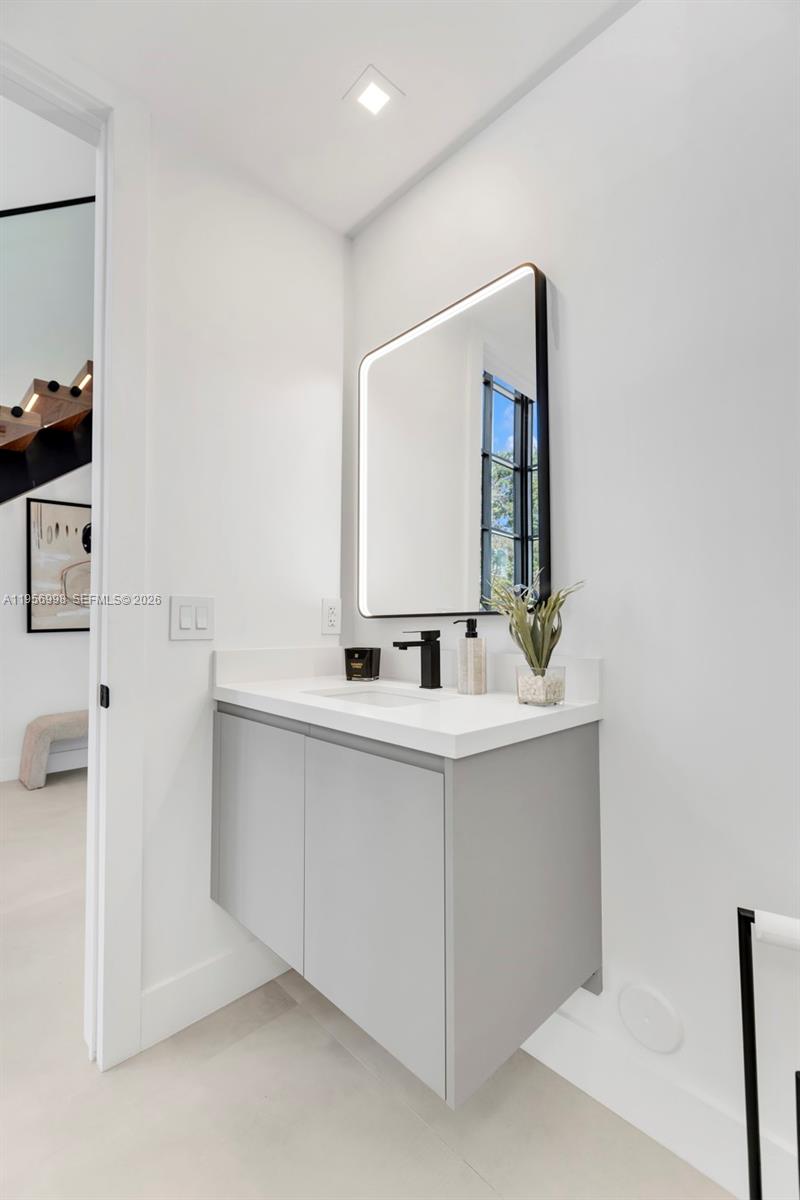 DE HEDOUVILLES SUB - Residential