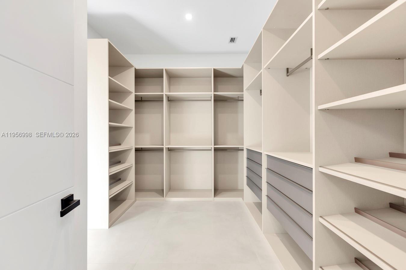 DE HEDOUVILLES SUB - Residential