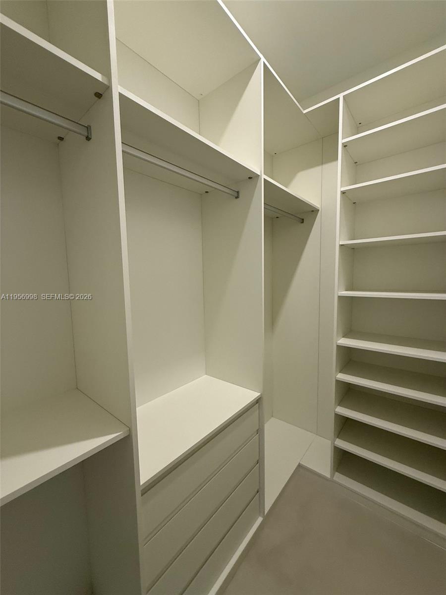 DE HEDOUVILLES SUB - Residential