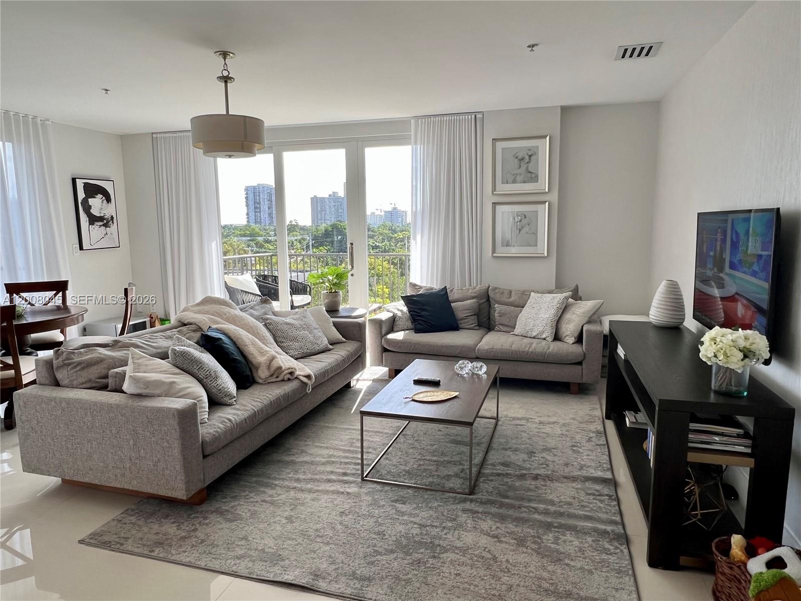 BRICKELL WAY CONDO - Residential