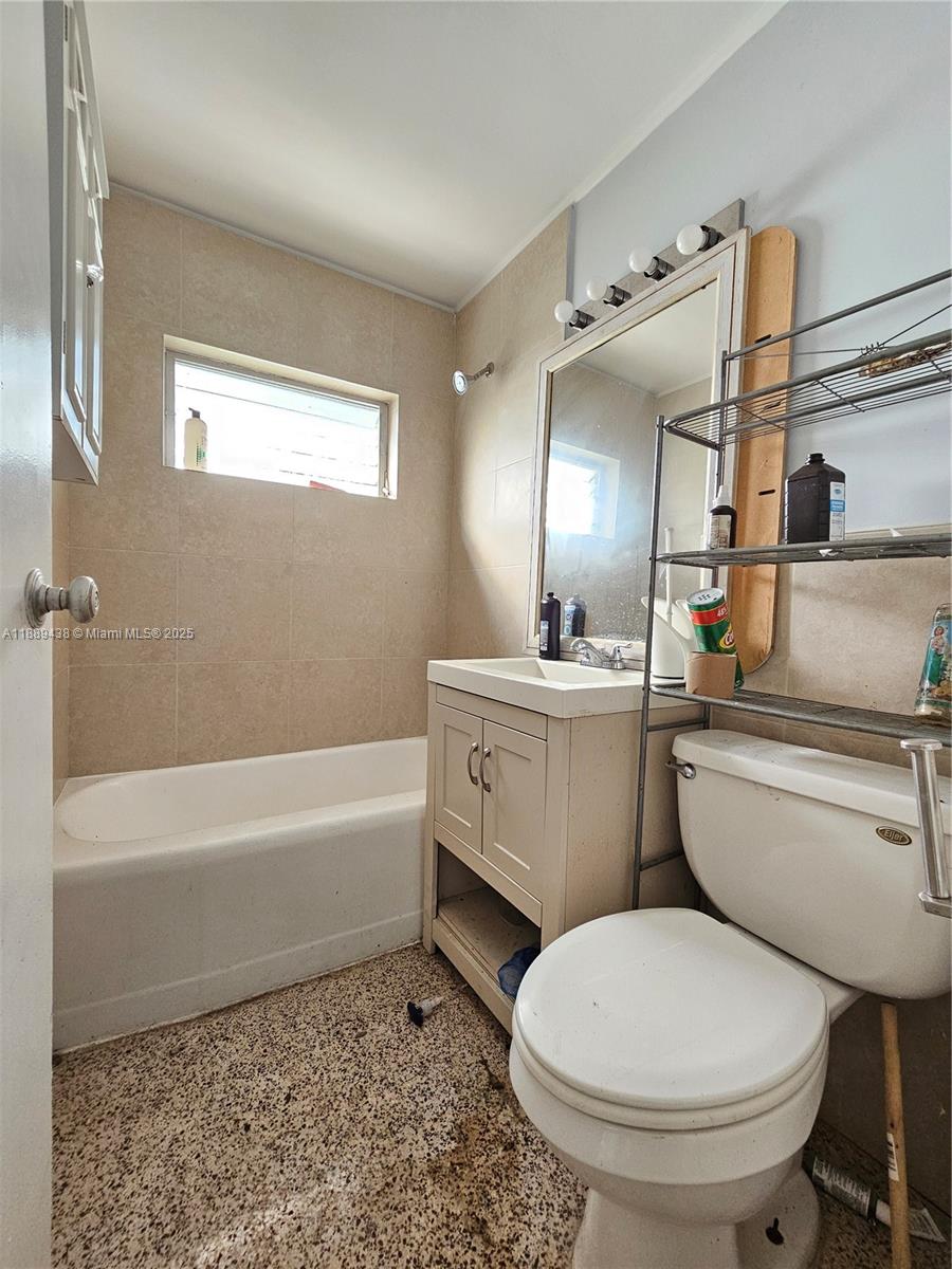 LA PALOMA - Residential