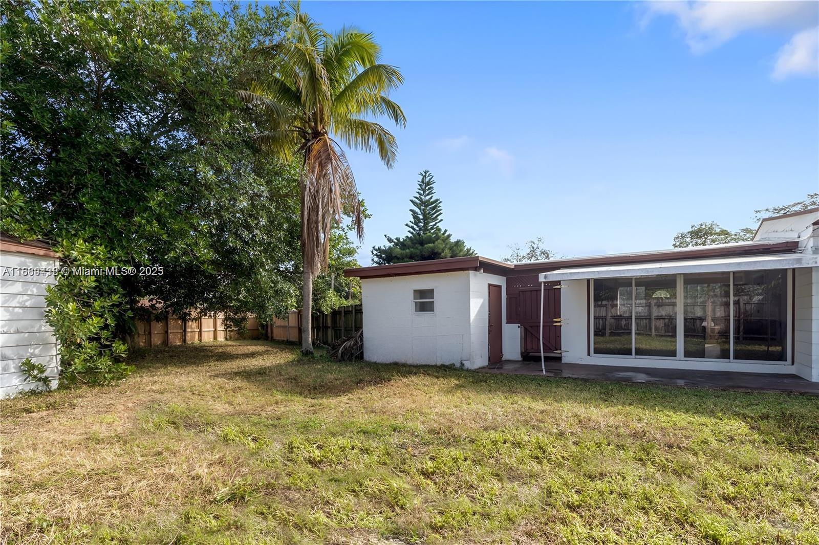 LA PALOMA - Residential