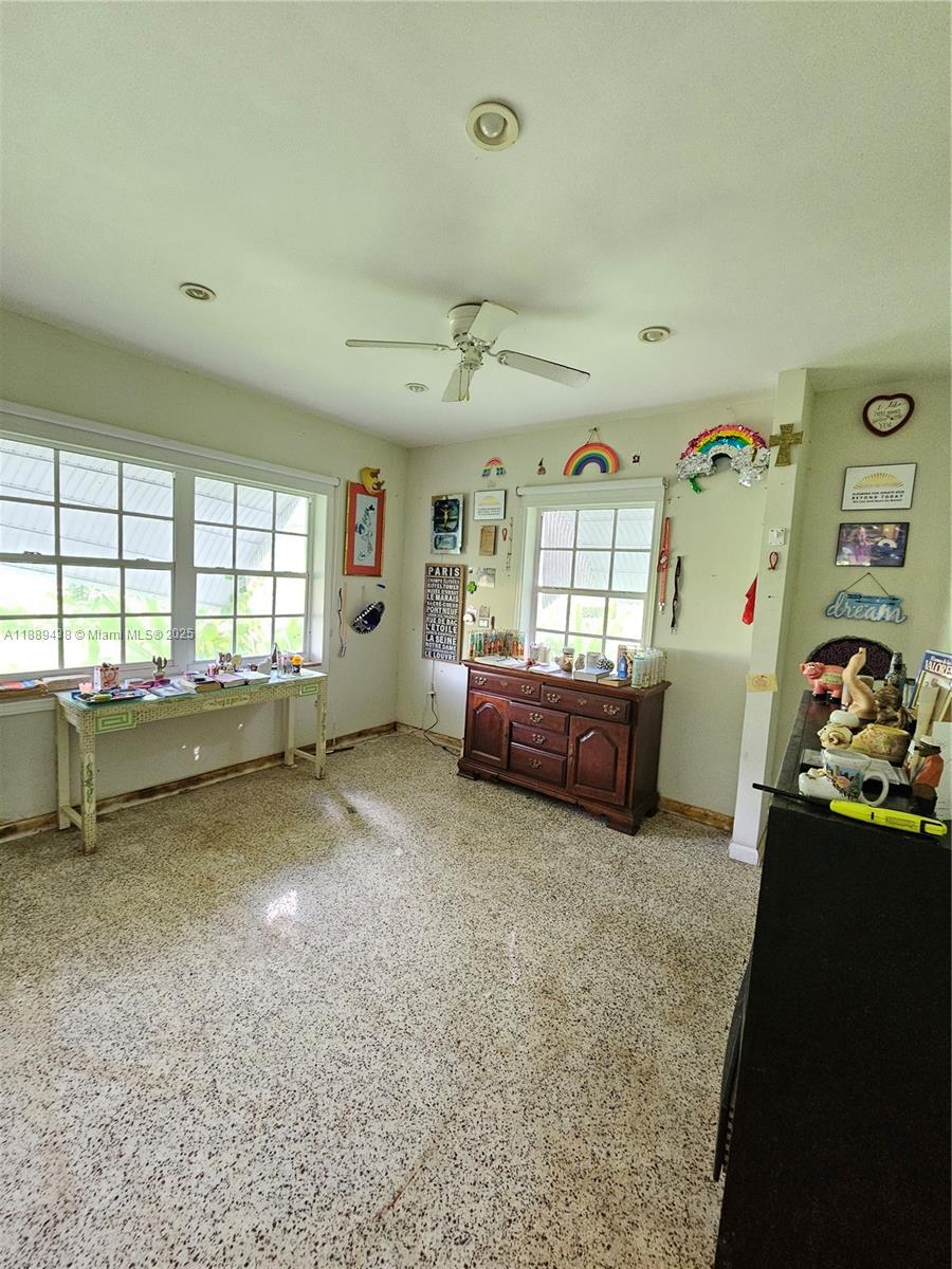 LA PALOMA - Residential