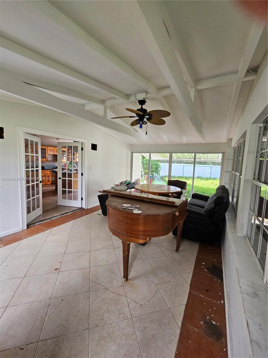 LA PALOMA - Residential