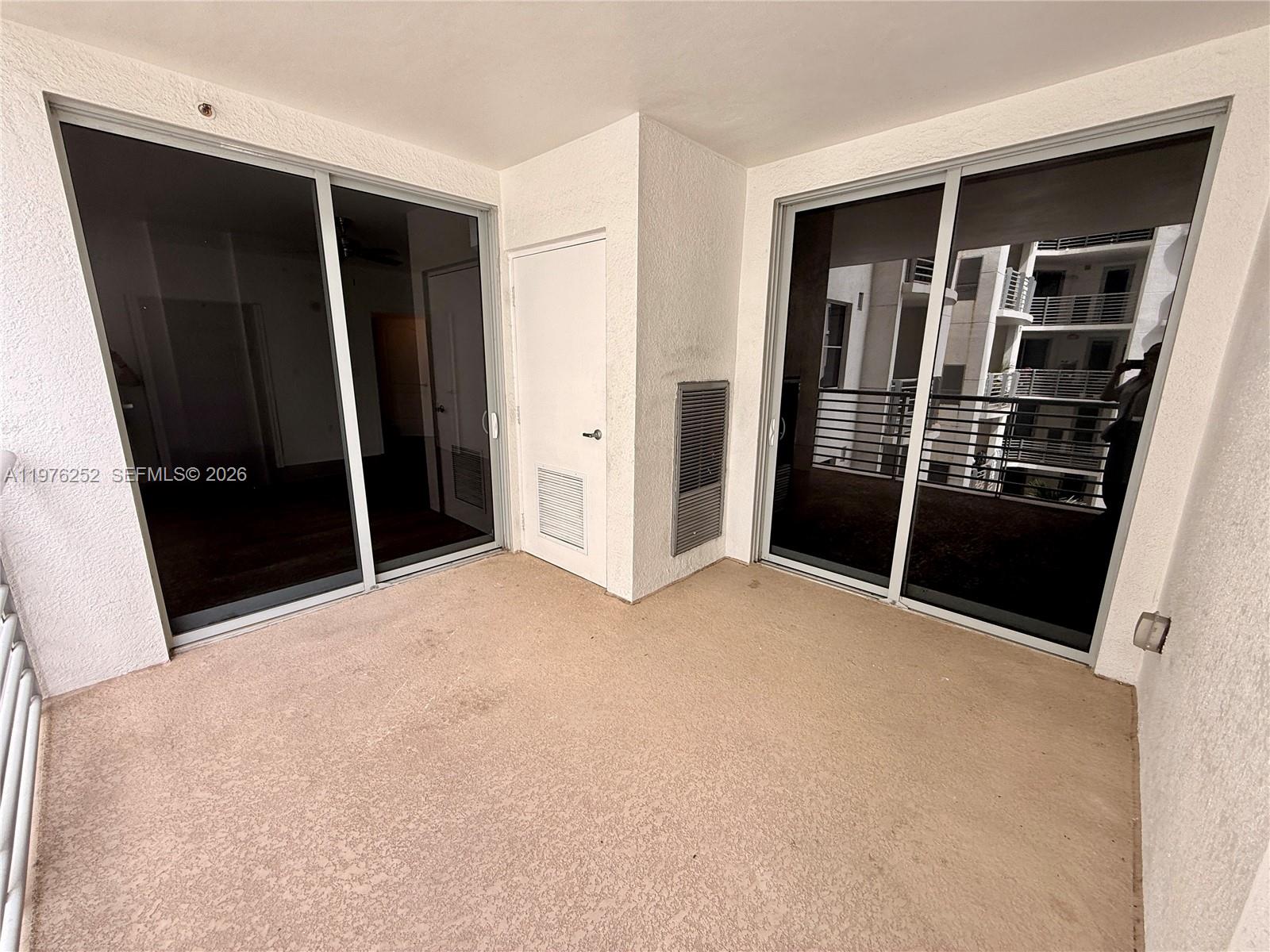 RADIUS CONDO - Residential Lease