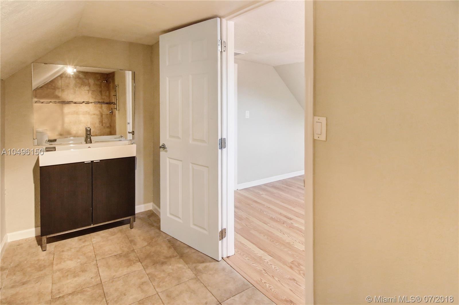 SOUTH VEDADO - Residential Lease