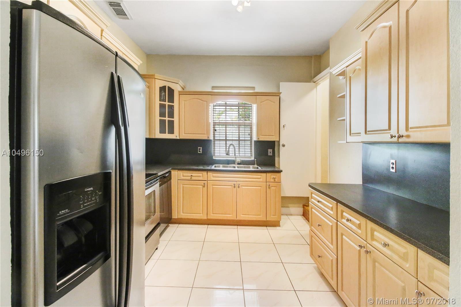 SOUTH VEDADO - Residential Lease