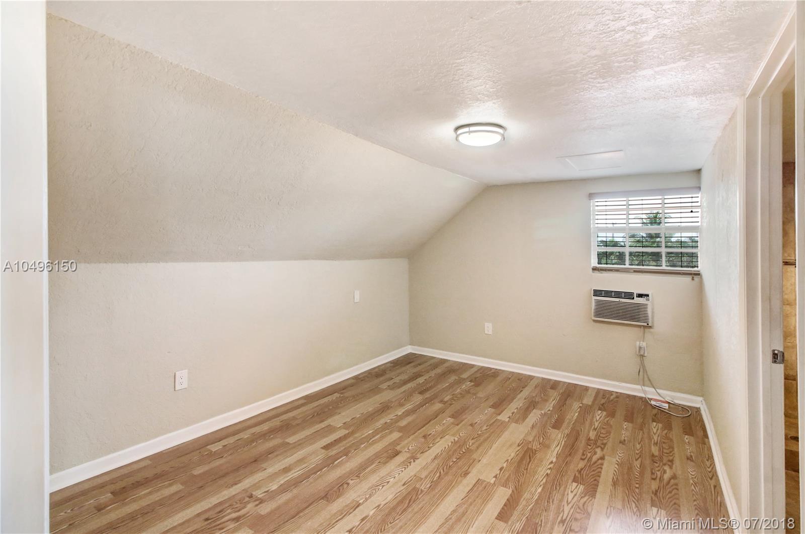 SOUTH VEDADO - Residential Lease