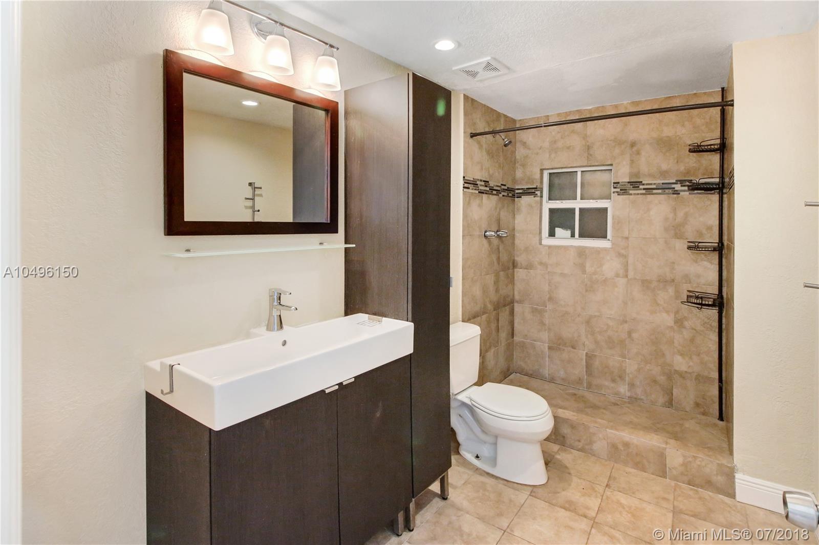 SOUTH VEDADO - Residential Lease