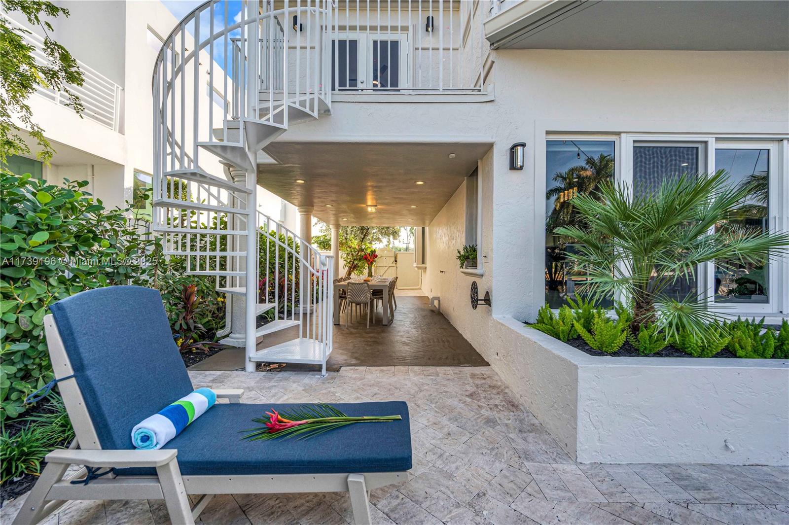 LAUDERDALE SHORES CORR PL - Residential