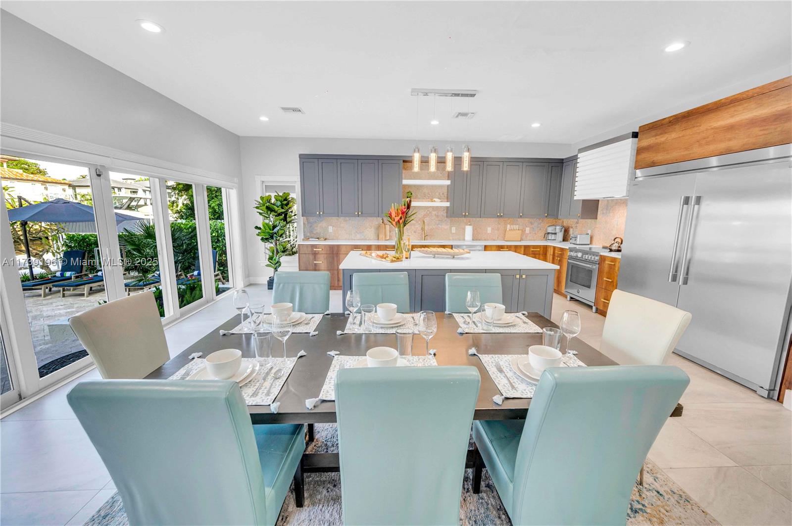 LAUDERDALE SHORES CORR PL - Residential