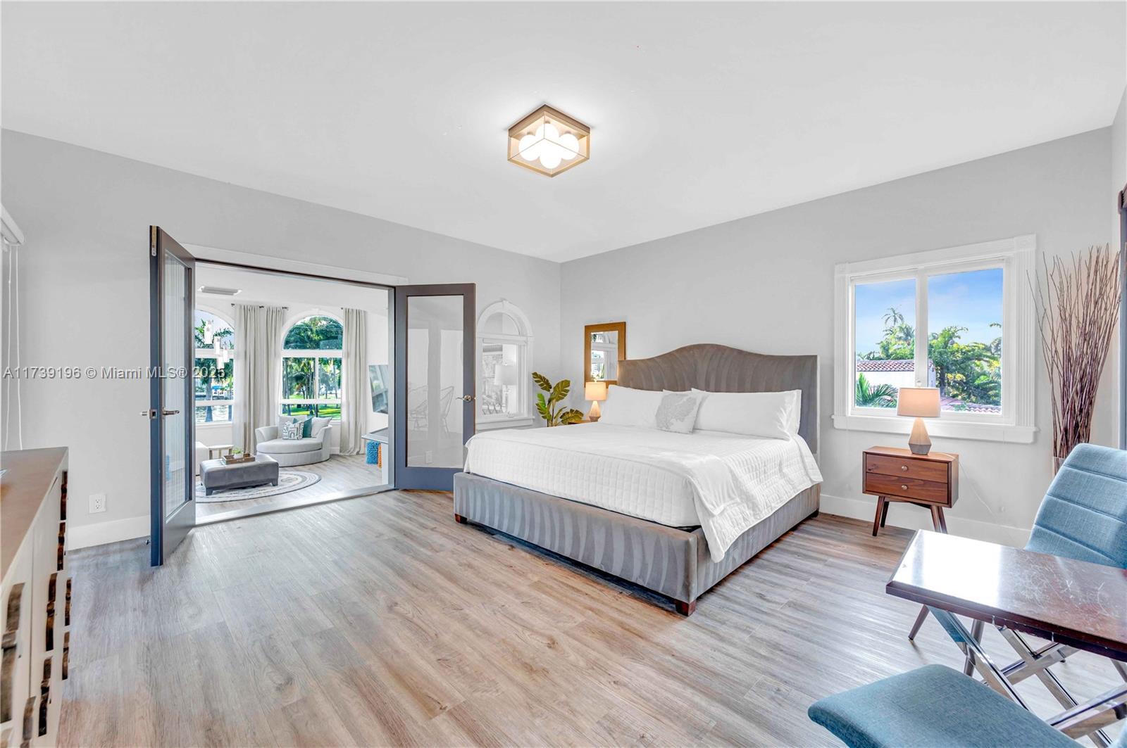 LAUDERDALE SHORES CORR PL - Residential