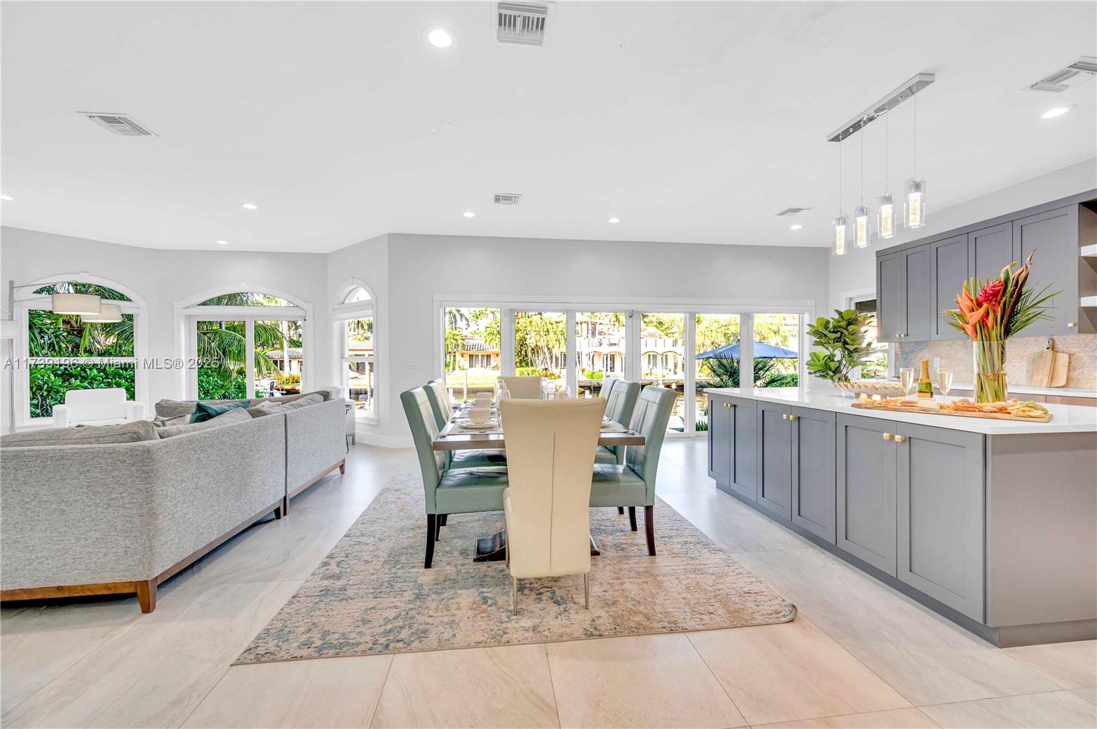 LAUDERDALE SHORES CORR PL - Residential