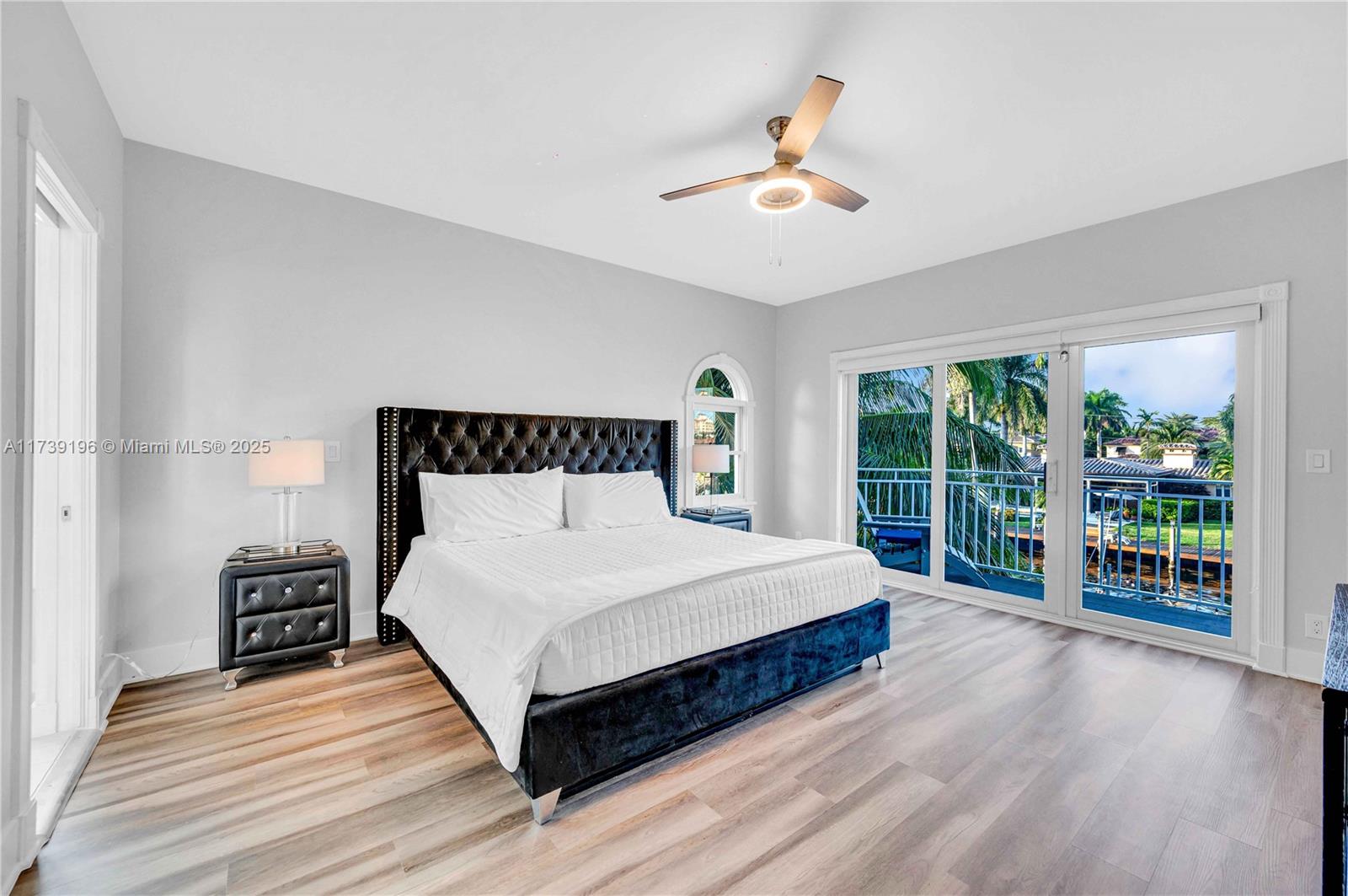 LAUDERDALE SHORES CORR PL - Residential