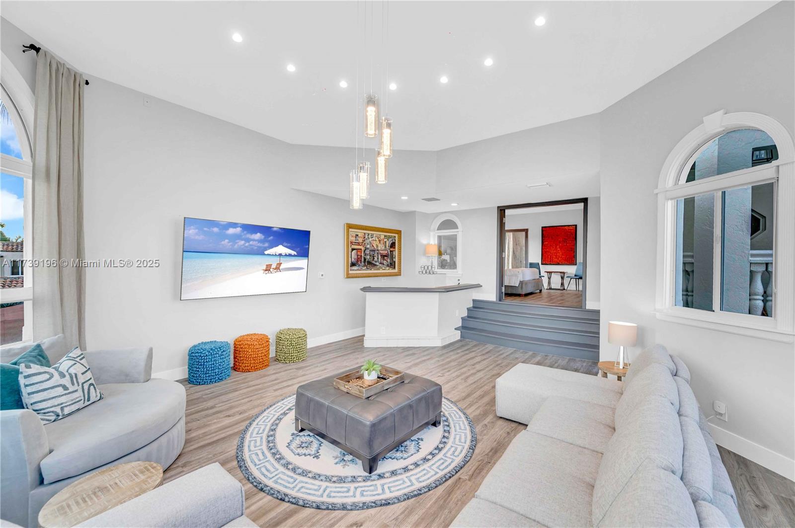 LAUDERDALE SHORES CORR PL - Residential