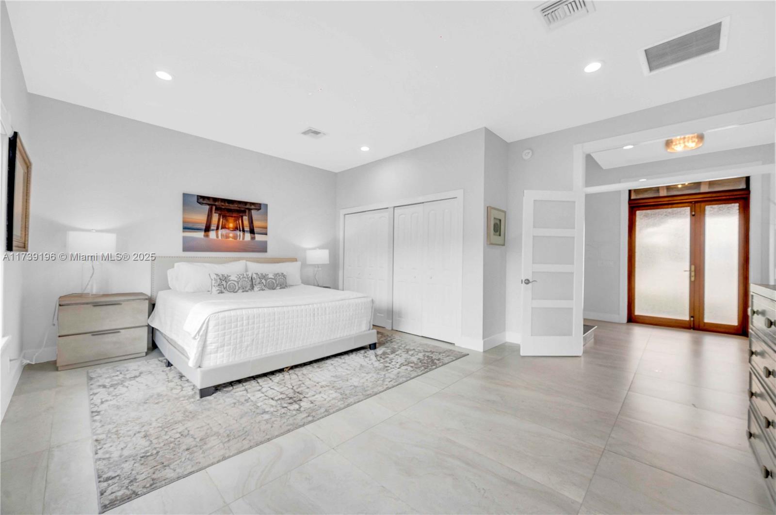LAUDERDALE SHORES CORR PL - Residential