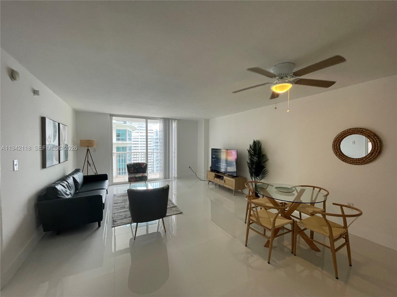 1200 BRICKELL BAY DR 3104