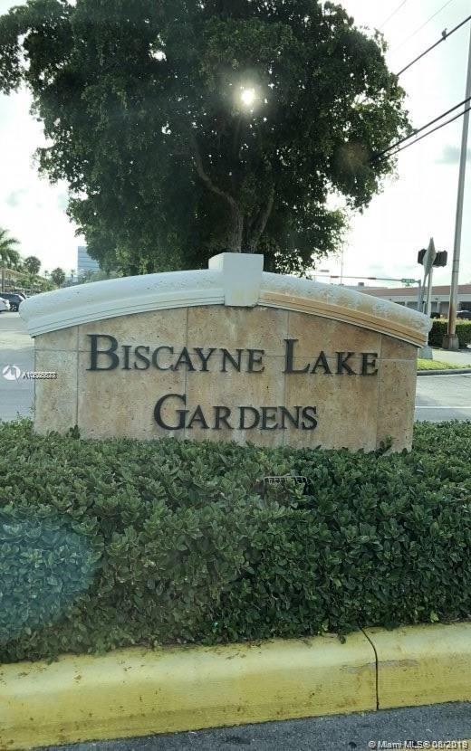 COZY 1 BED/1 BATH APARTMENT IN AVENTURA - ALL TILED - CENTRAL A/C - COMMUNITY POOL - 2 BLOCKS FROM AVENTURA MALL - MINUTES FROM HIGHWAYS & THE BEACH