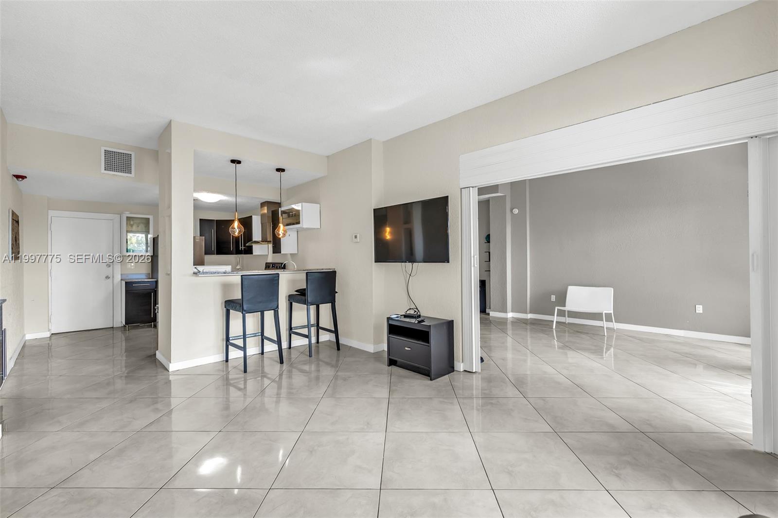 JOCKEY CLUB CONDO - Residential Lease