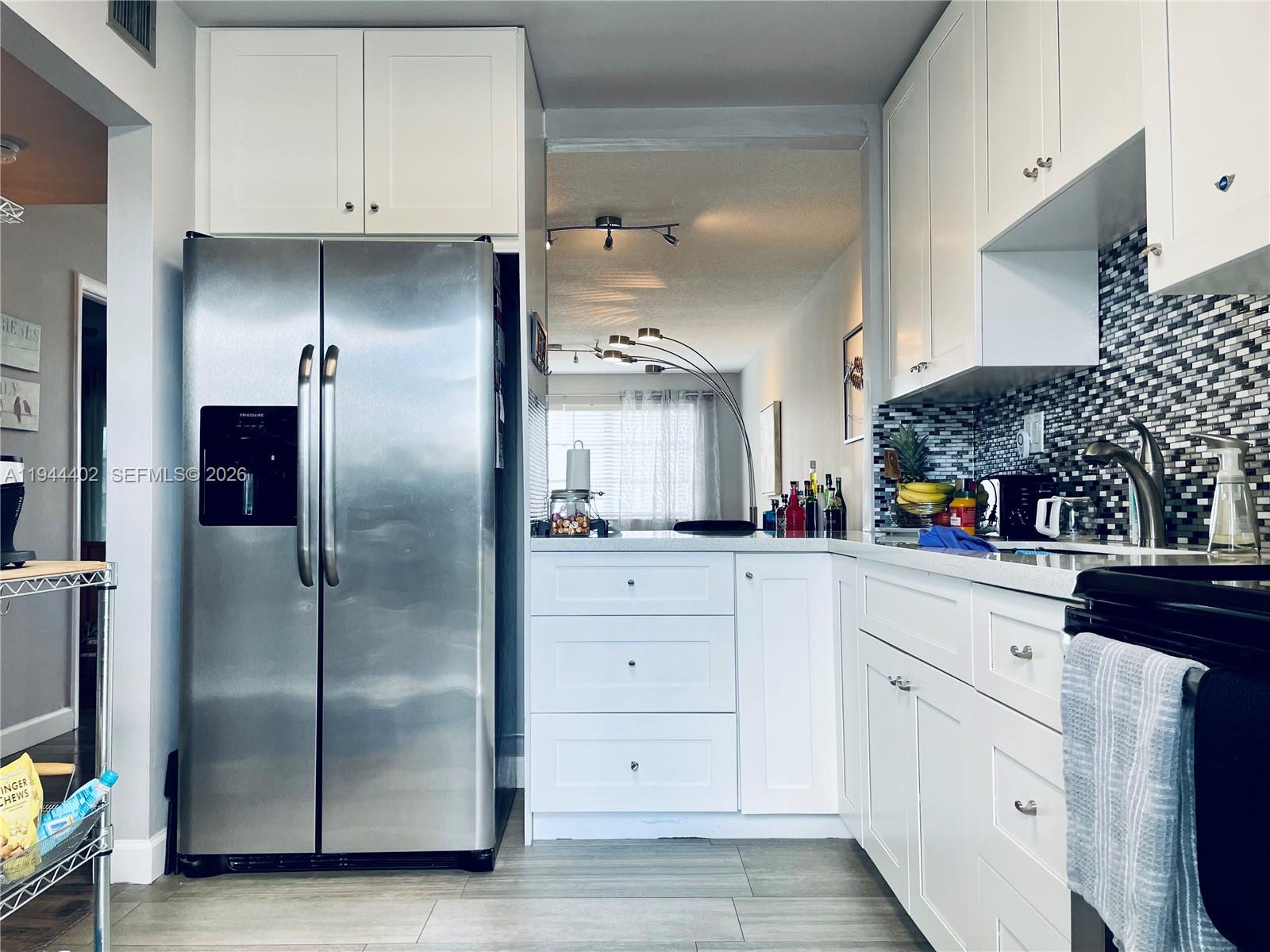 SHERIDAN LAKES CONDO APTS - Residential