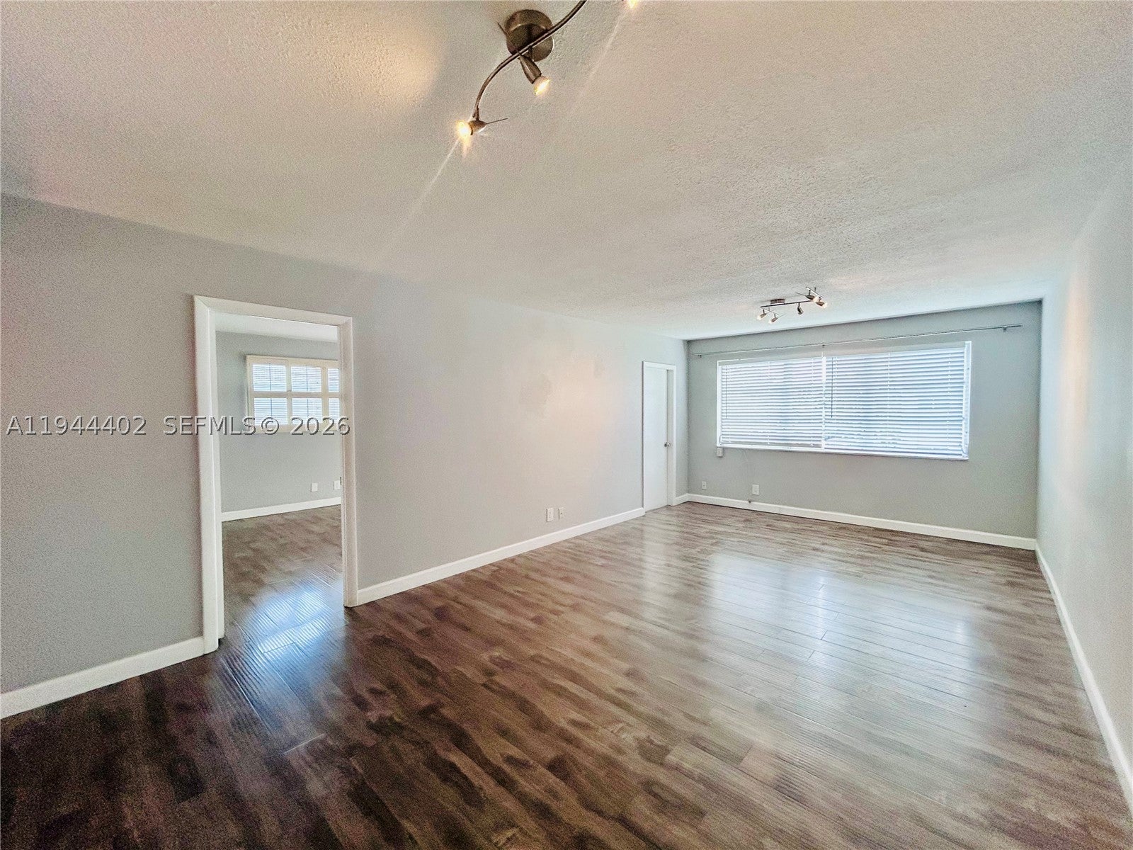 2300 Park Ln 201, Hollywood FL 33021