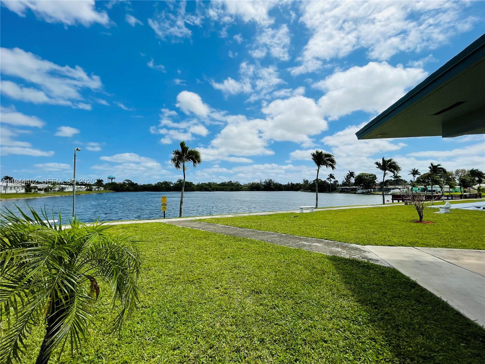 SHERIDAN LAKES CONDO APTS - Residential