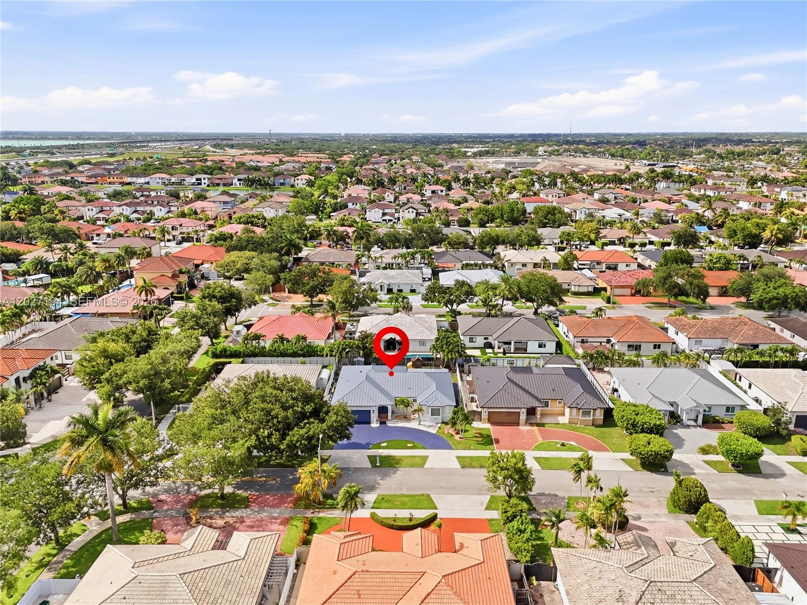 PALM SPRING ESTATES - Residential