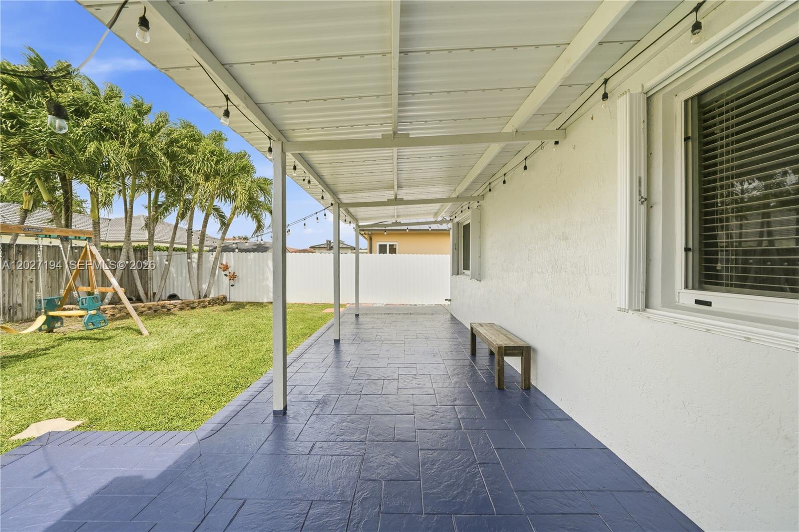PALM SPRING ESTATES - Residential