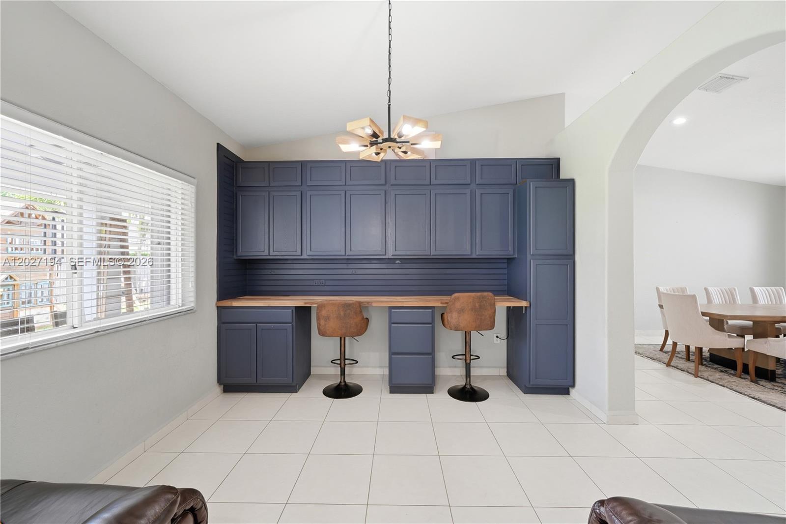 PALM SPRING ESTATES - Residential