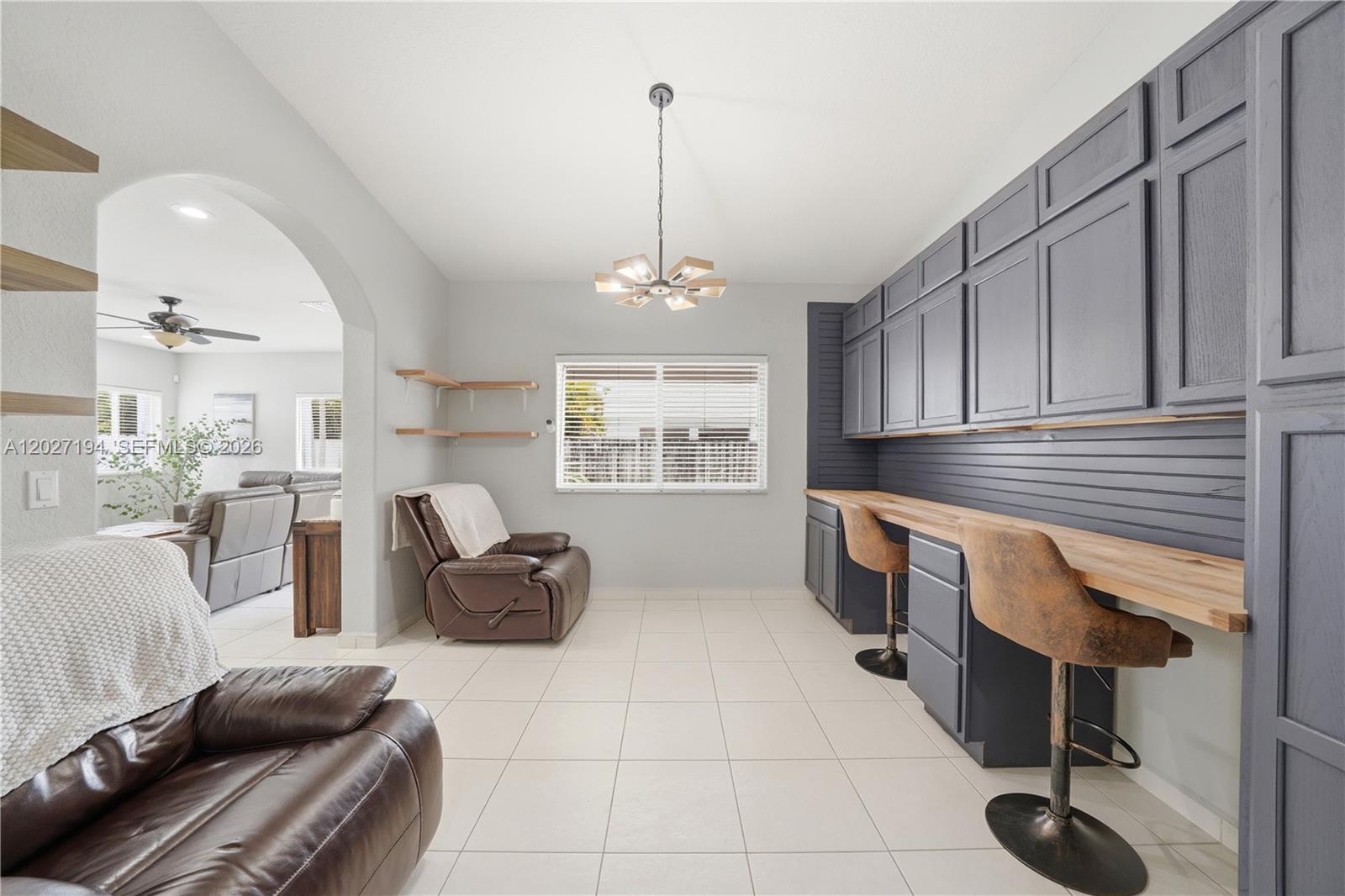 PALM SPRING ESTATES - Residential