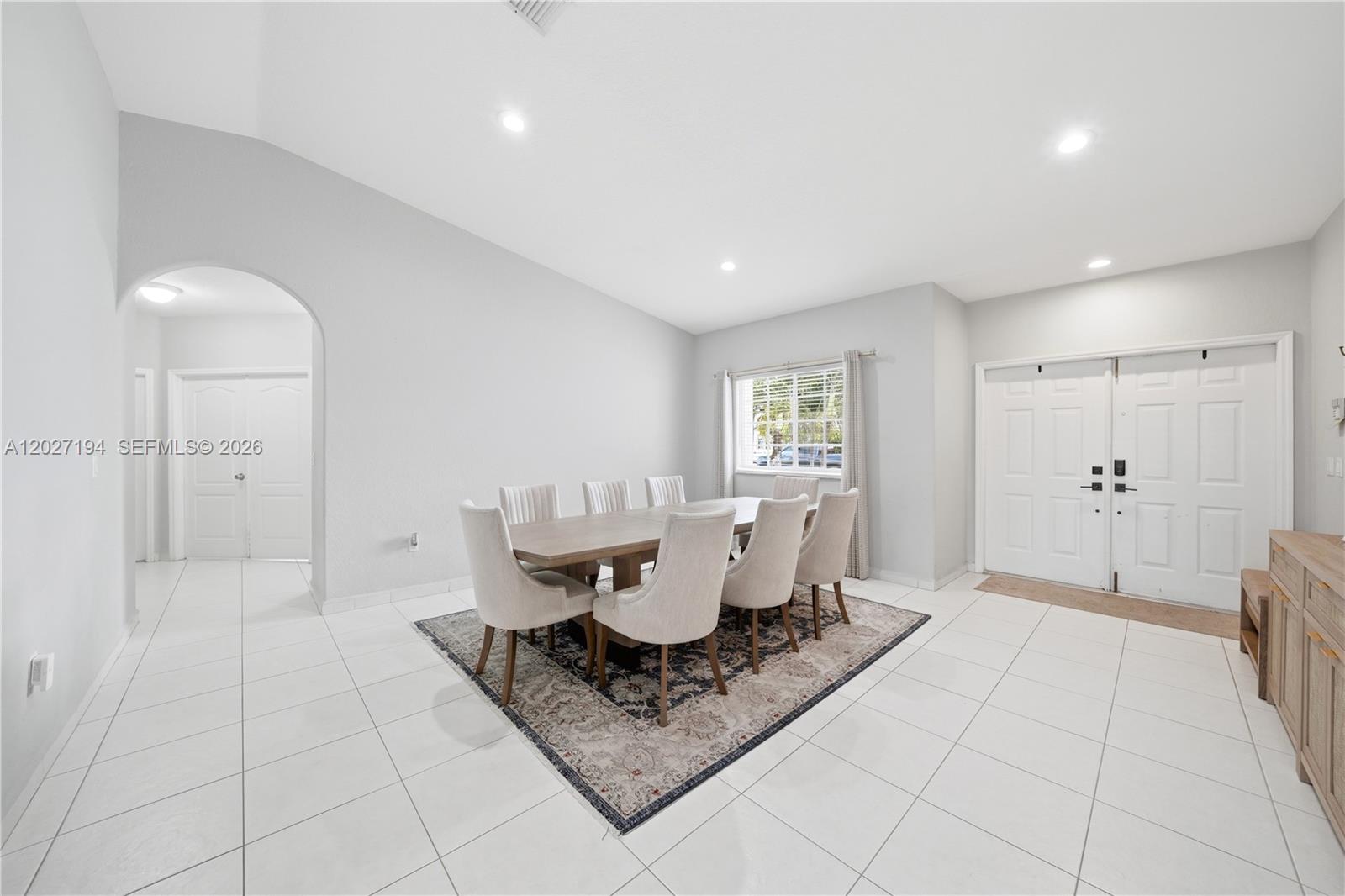 PALM SPRING ESTATES - Residential