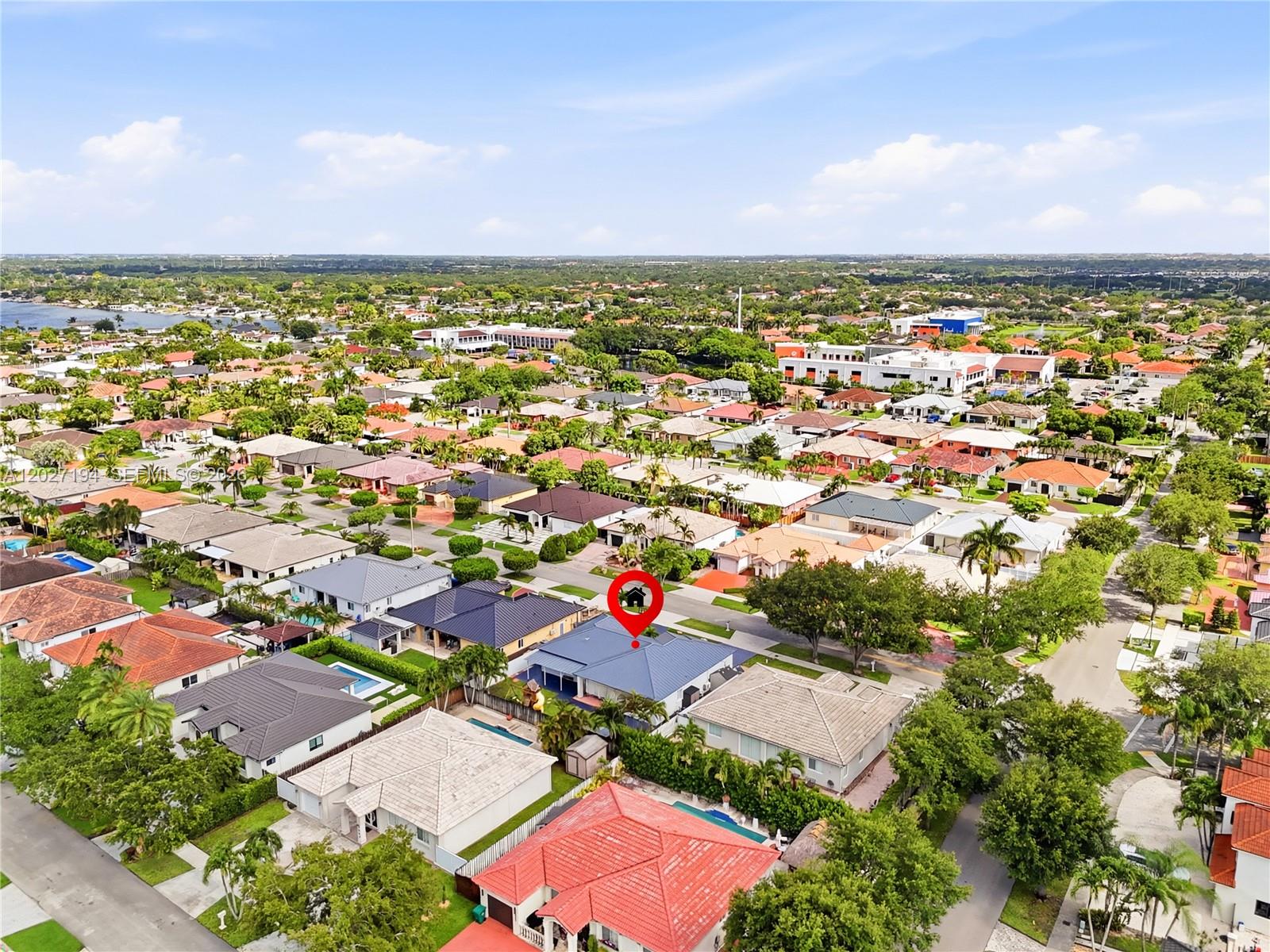 PALM SPRING ESTATES - Residential