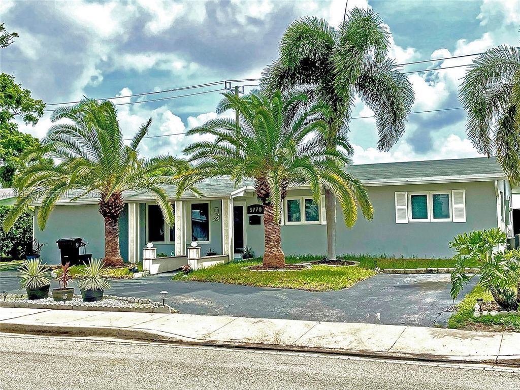 Photo of 5770 NE 18th Ave #0, Fort Lauderdale, FL 33334 (MLS # A11995151)