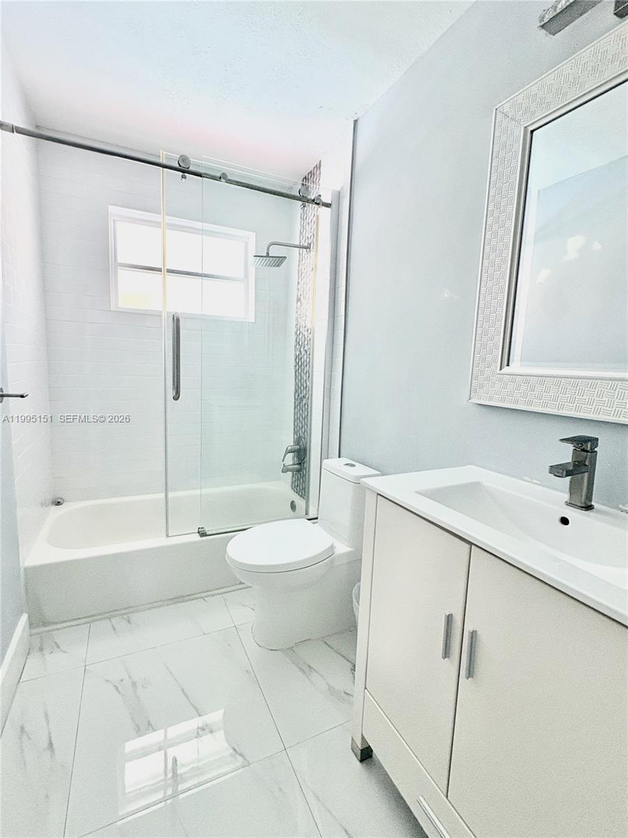 CORAL HIGHLANDS - Residential Lease