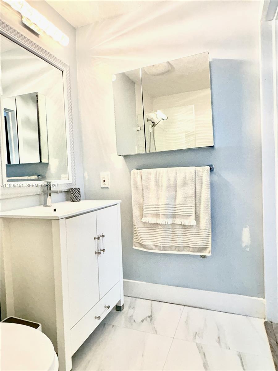 CORAL HIGHLANDS - Residential Lease