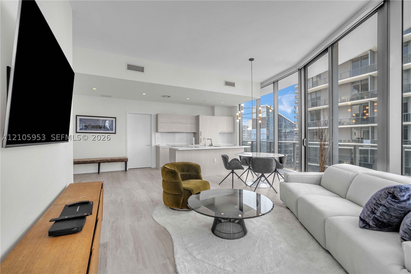 55 SW 9th St 4403
