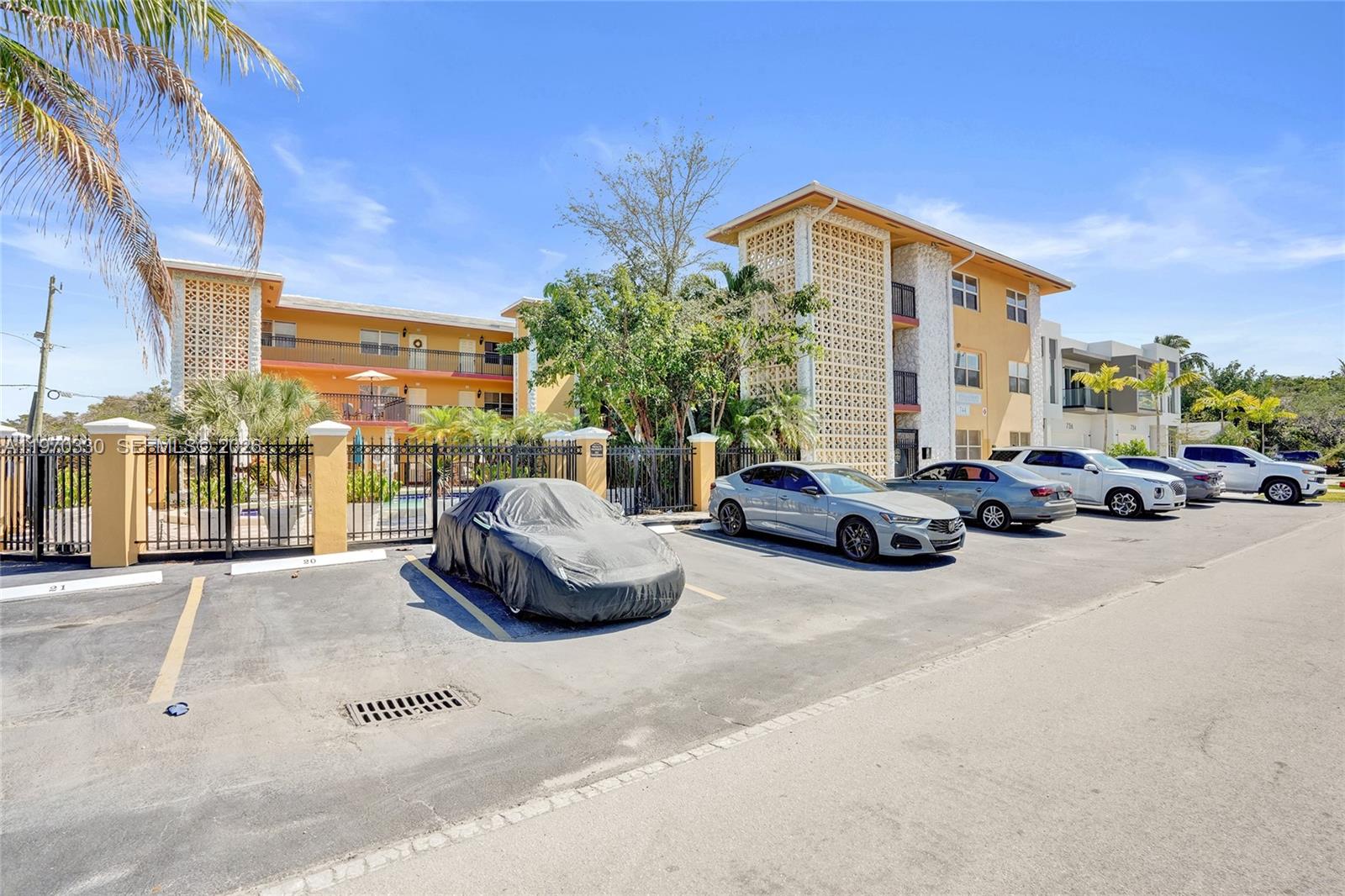 SEVILLA COURTS CONDO - Residential