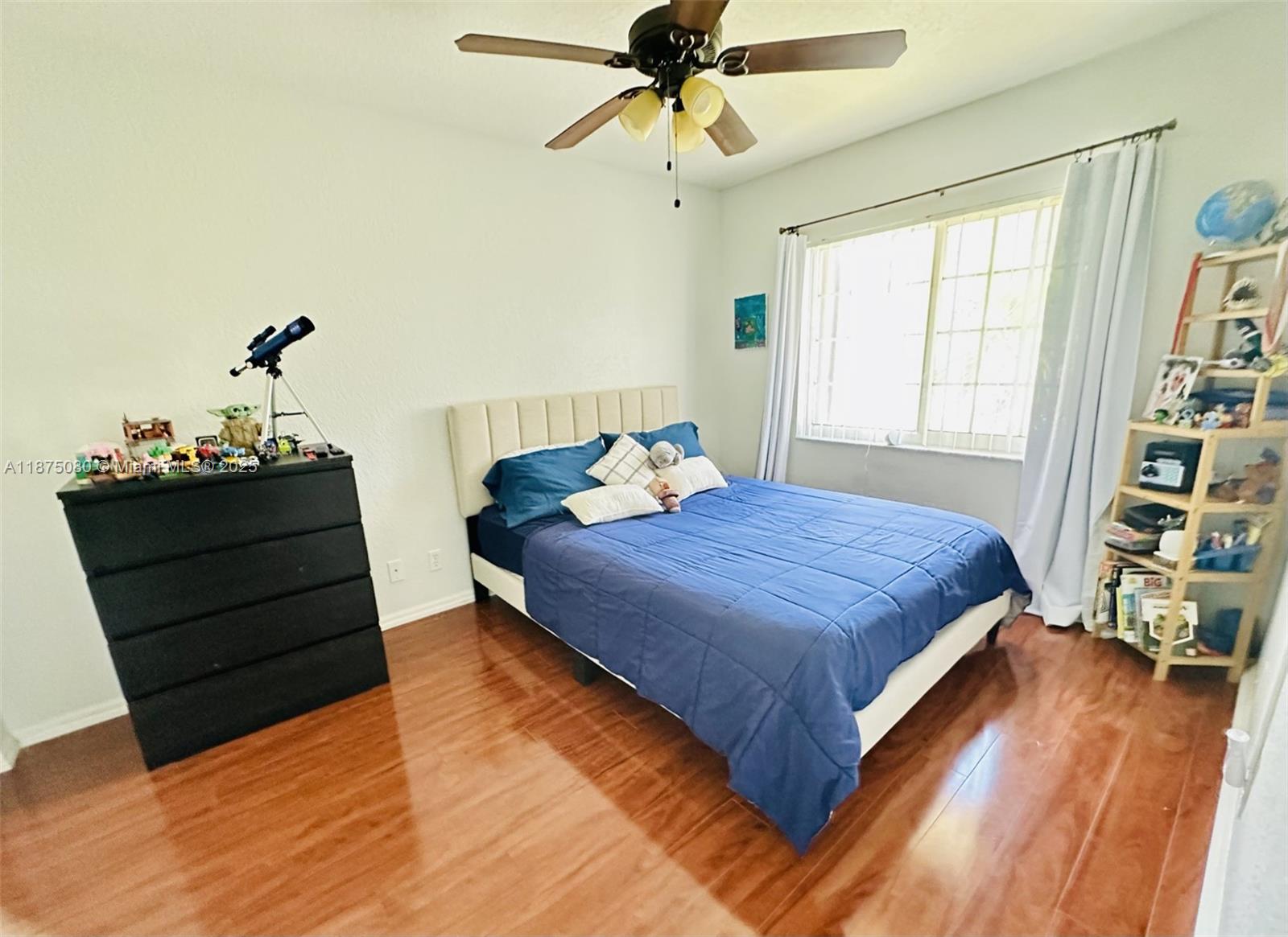 CORAL SPRINGS VILLAGE GRE - Residential