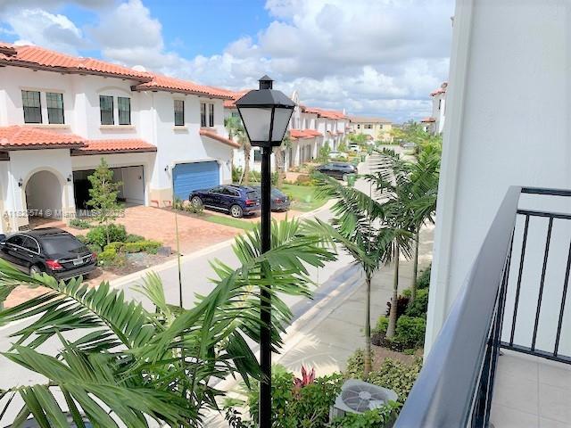 PEMBROKE LAKES SOUTH - Residential Lease