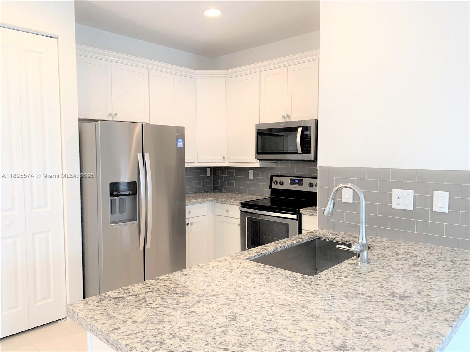 PEMBROKE LAKES SOUTH - Residential Lease