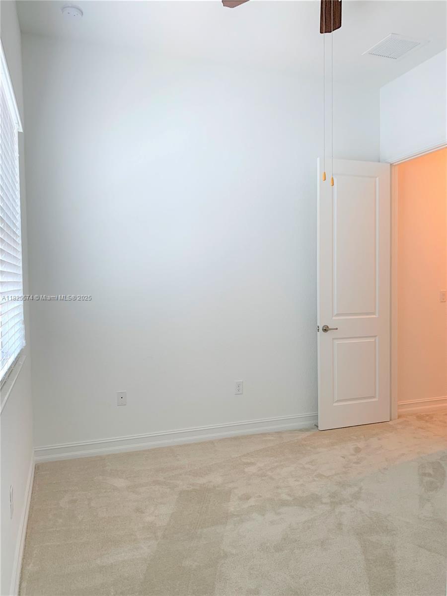 PEMBROKE LAKES SOUTH - Residential Lease