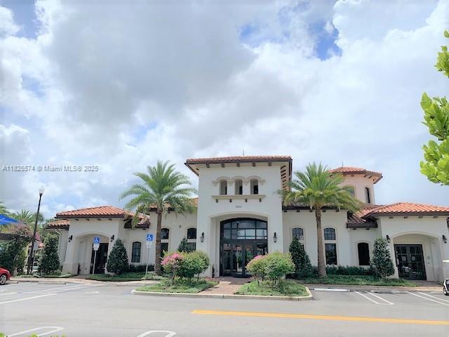 PEMBROKE LAKES SOUTH - Residential Lease